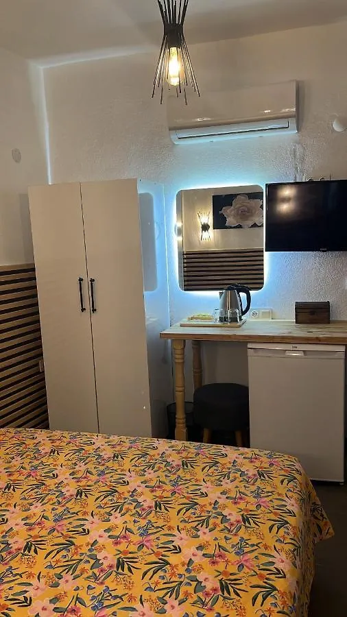 Cakir Butik Otel Çeşme Aparthotel